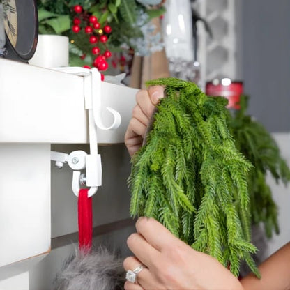 MerryMount Hanger – Keep stockings perfectly in place
