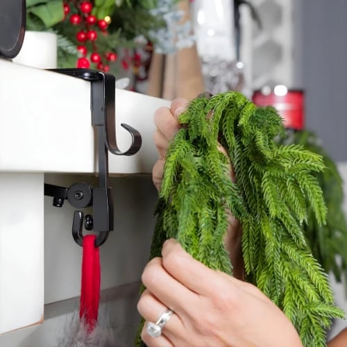 MerryMount Hanger – Keep stockings perfectly in place