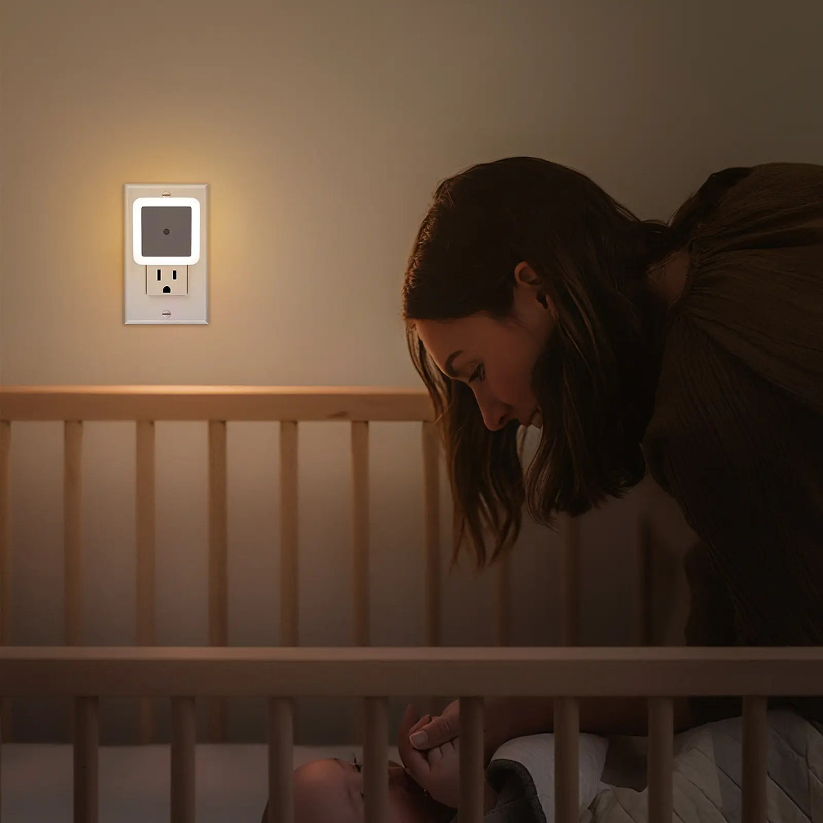 Night Lights Plug into Wall (6-Pack) - Dusk to Dawn Light Sensor