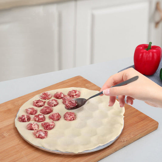 🥳2026 HOT SALE🥟🛡️ Aluminum Dumpling Mold – 37 clear cavities shape perfect dumplings without hand strain. Sturdy support prevents deformation – no more broken dumplings! 🍽️✅